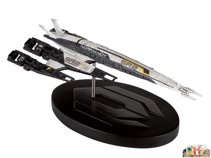 Dark Horse Mass Effect Cerberus Normandy SR-2 Ship Replica Remaster