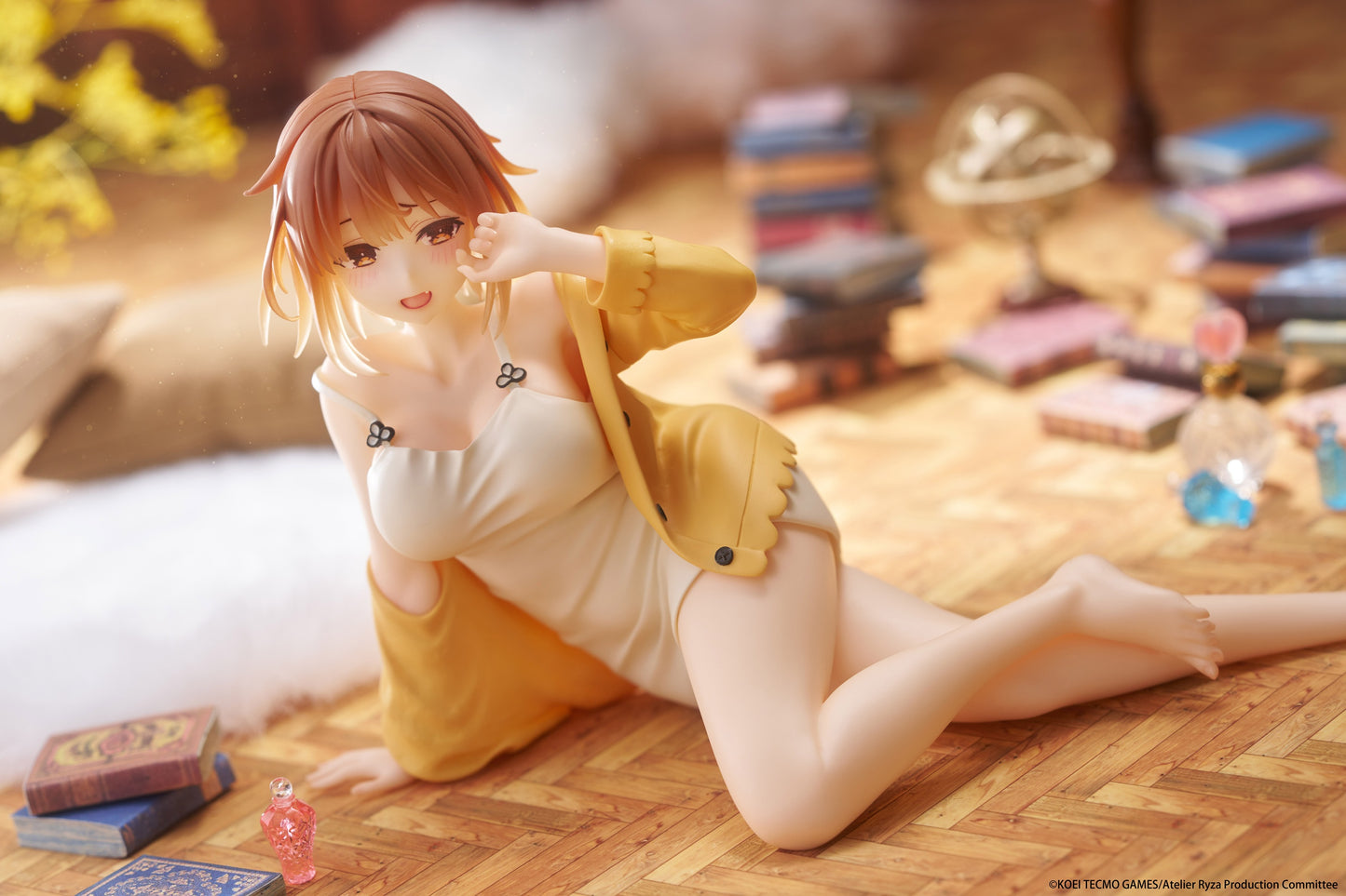 TAITO Atelier Ryza Ever Darkness & the Secret Hideout Desktop Cute Figure - Ryza (Nightwear Ver.) (Rerelease)