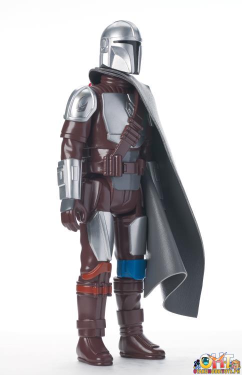 Diamond Select Star Wars: The Mandalorian Beskar Armor Jumbo Action Figure