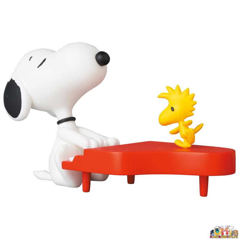 Medicom Ultra Detail Figure No.683 UDF Peanuts Series 13 Pianist Snoopy