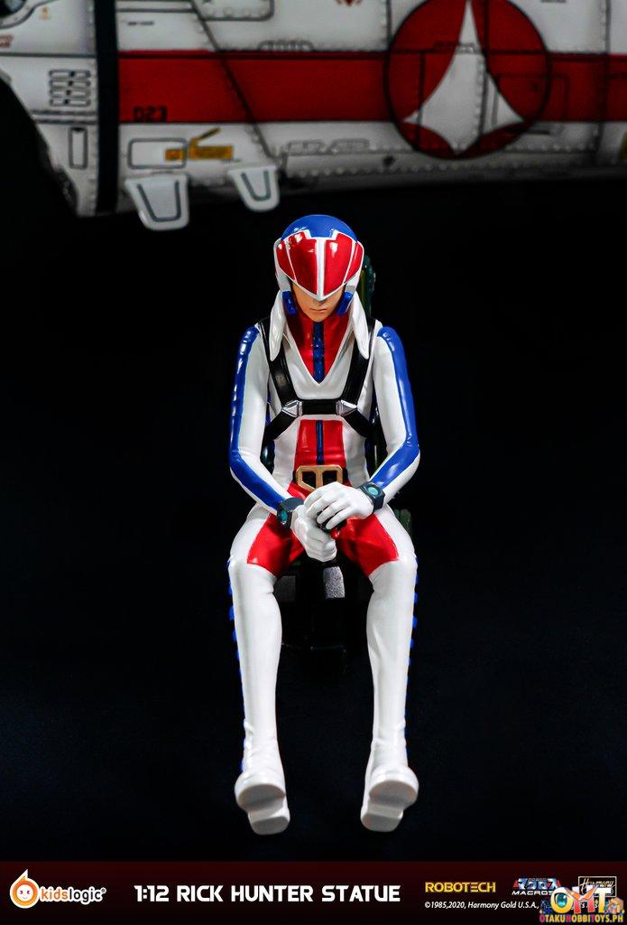 Kids Logic Robotech ST15A 1/12 Rick Hunter Statue (for 1/12 Valkyrie Cockpit Statue)