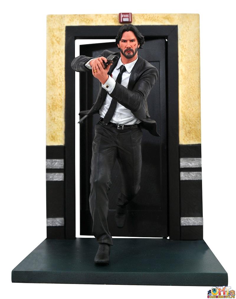 Diamond Select John Wick Gallery Running PVC Statue