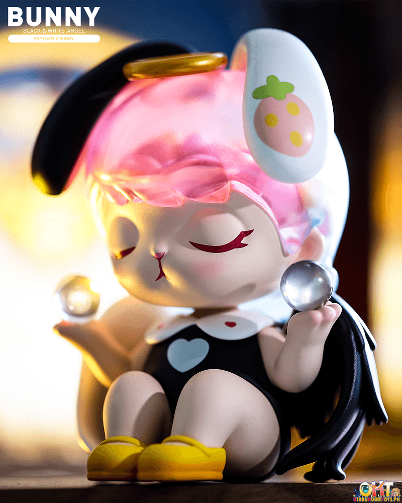 POP MART Black and White Angel