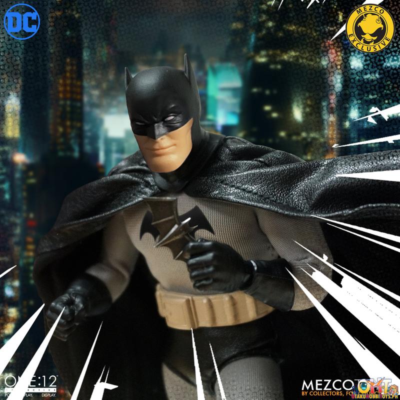 Mezco One:12 Golden Age Batman: Caped Crusader Edition