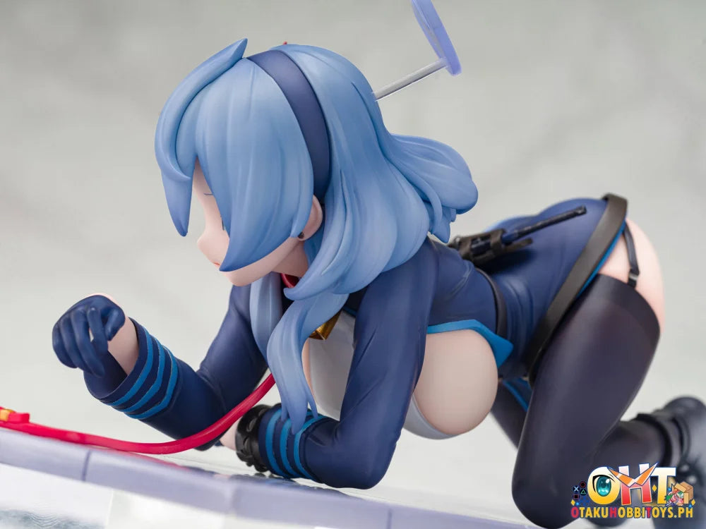 AmiAmi 1/7 Blue Archive Ako Memorial Lobby ver. Scale Figure