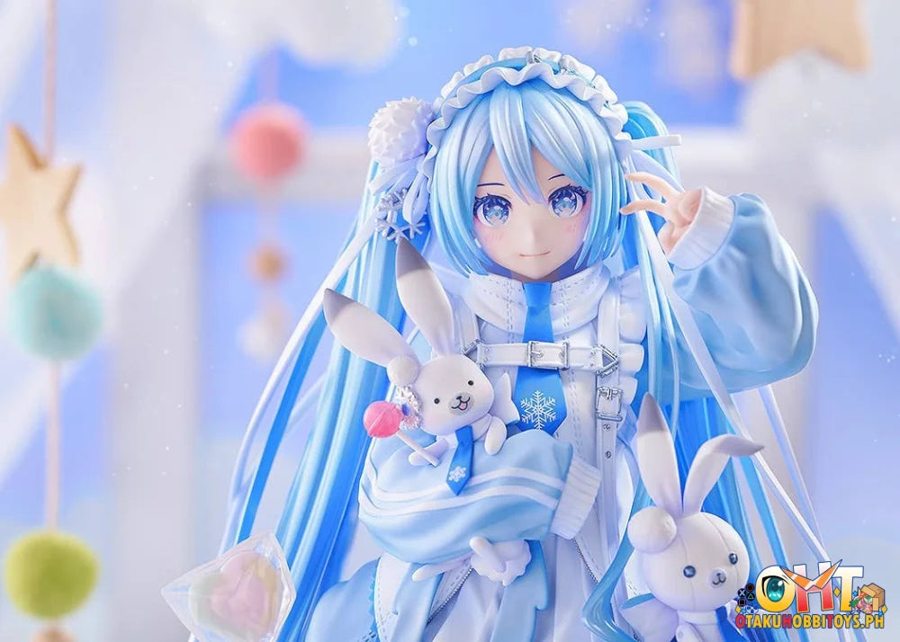 Good Smile Company 1/7 Character Vocal Series 01: Hatsune Miku Snow Miku: Yukiiro Pop Ver. Scale Figure