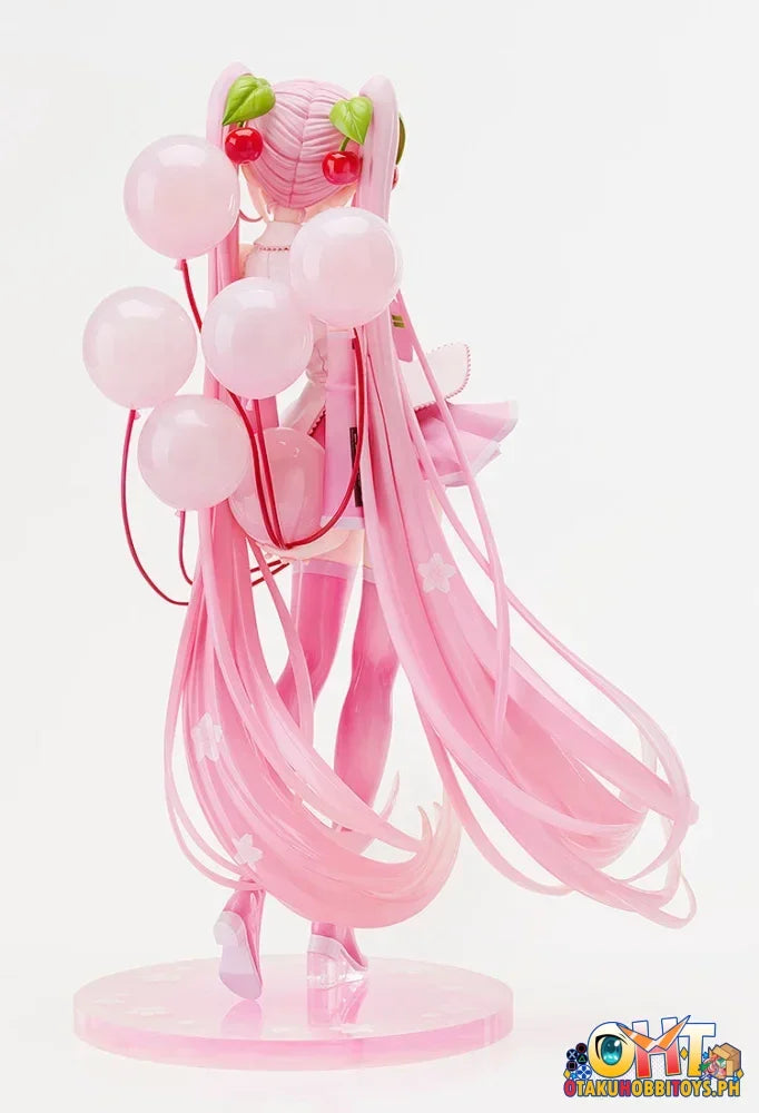 Good Smile Company Hatsune Miku / VOCALOID 1/7 G.S. Collection Sakura Miku: GSC Illustration Contest Ver. - Scale Figure