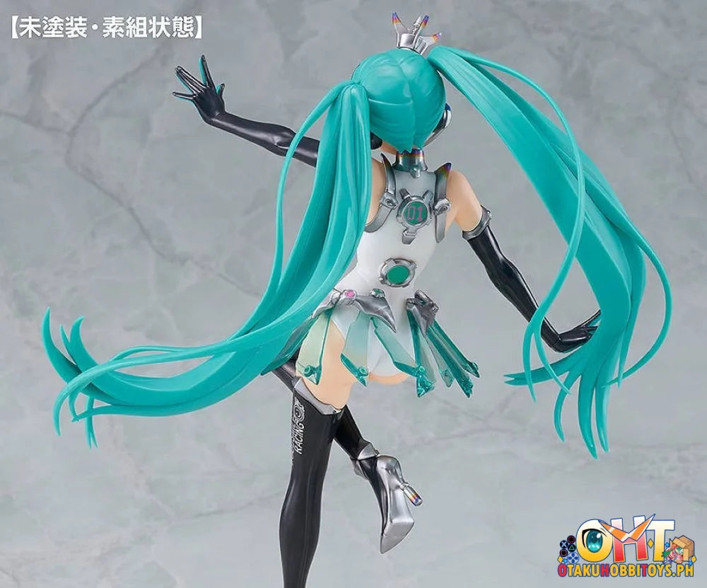 GOODSMILE RACING 1/8 Hatsune Miku GT Project Reincarnation Racing Miku: 2013 Ver. Scale Figure