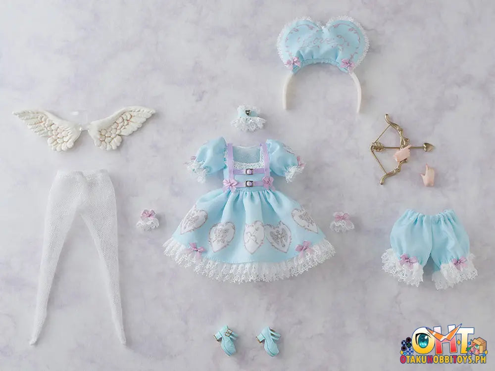 Harmonia Bloom Seasonal Doll Pétale