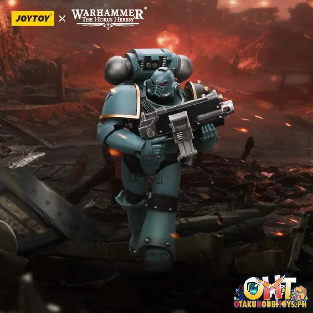 Joytoy Warhammer 40K 1/18 Sons Of Horus Mkiv Tactical Squad Legionary With Bolter Jt9602