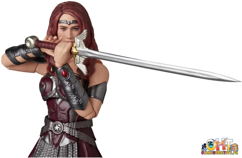 MEDICOM TOYS MAFEX QUEEN MAEVE Articulated Figure