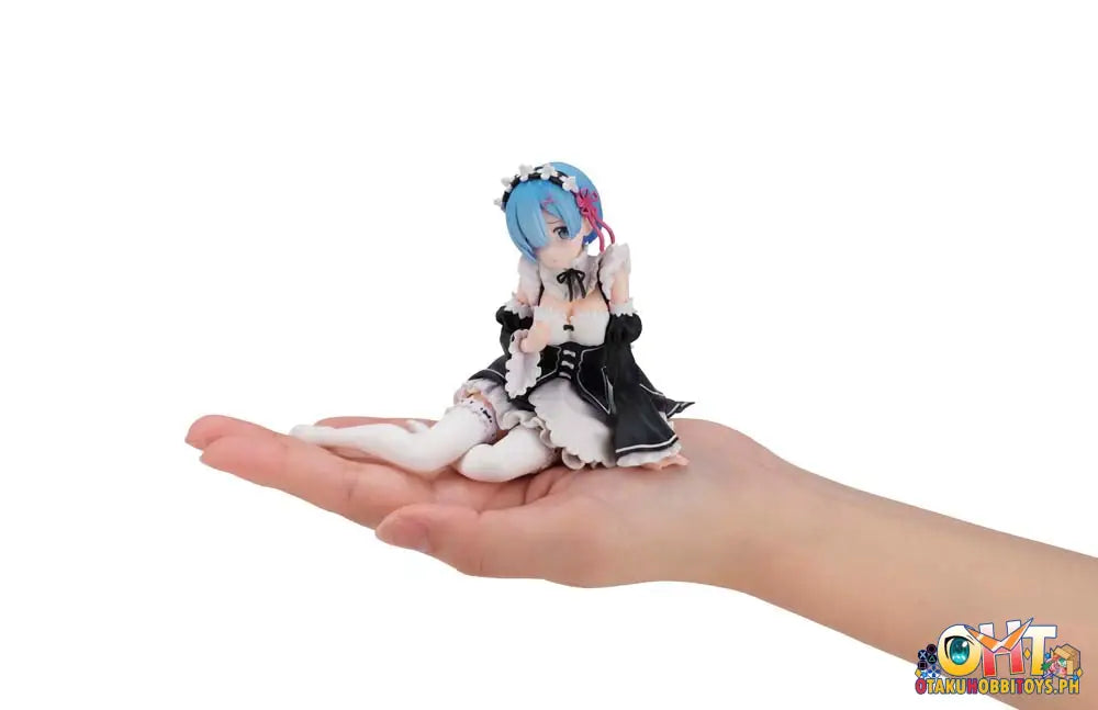 Megahouse Melty Princess: Re:zero − Starting Life In Another World - Palmsize Rem Princess