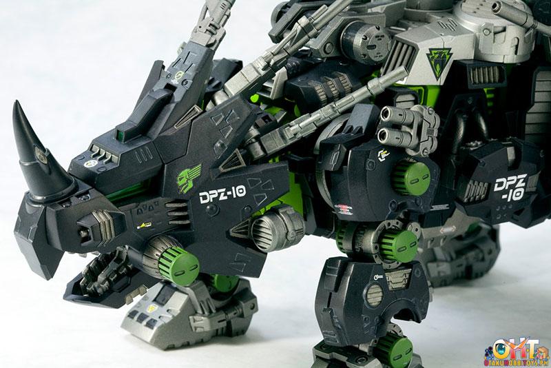 HMM ZOIDS 1/72 DPZ-10 Dark Horn