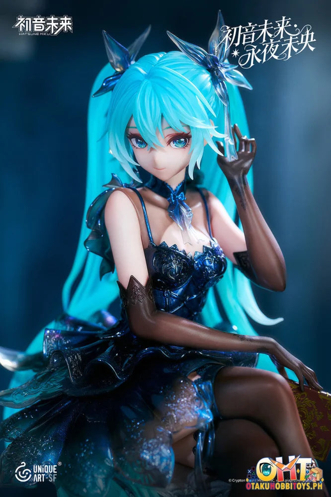 UNiQUE ART 1/6 Hatsune Miku Scale Figure