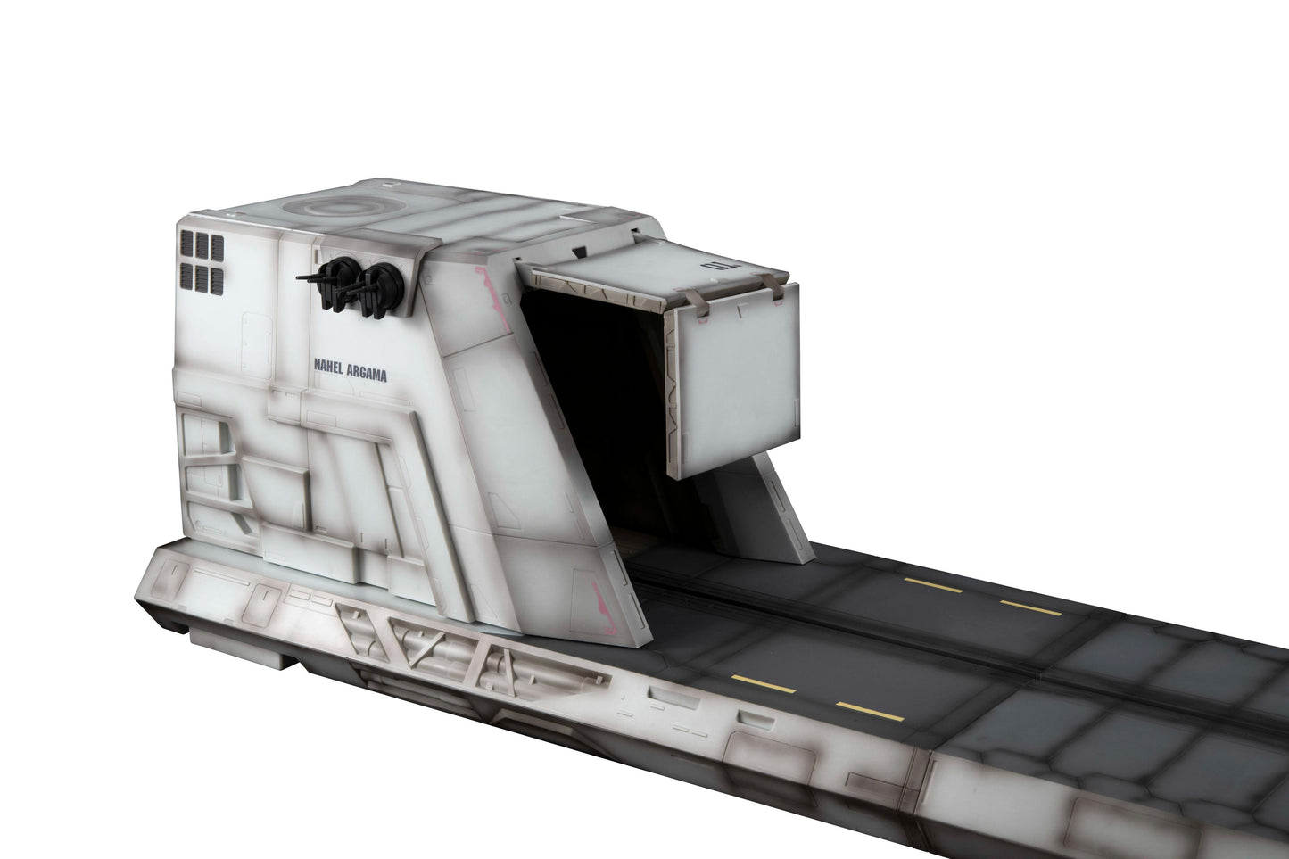 Megahouse Realistic Model Series: MOBILE SUIT GUNDAM UNICORN (1/144 HG series) Nahel Argama catapult deck (UC ver.)