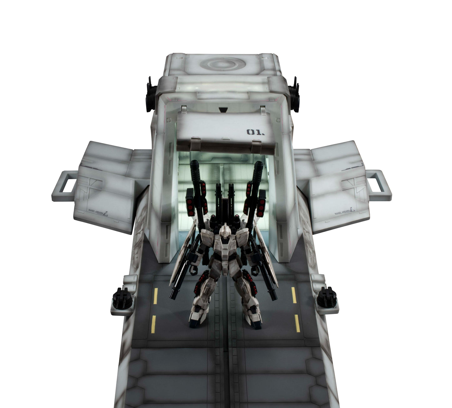 Megahouse Realistic Model Series: MOBILE SUIT GUNDAM UNICORN (1/144 HG series) Nahel Argama catapult deck (UC ver.)
