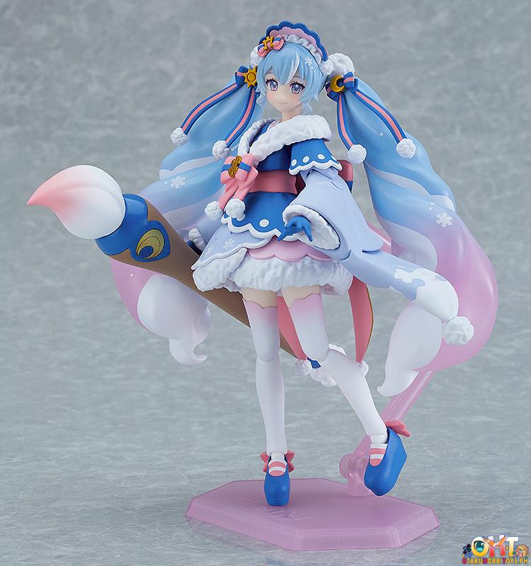 figma EX-067 Snow Miku: Serene Winter ver. - Character Vocal Series 01: Hatsune Miku