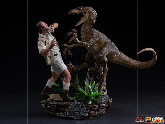Iron Studios 1/10 Clever Girl Deluxe Art Scale