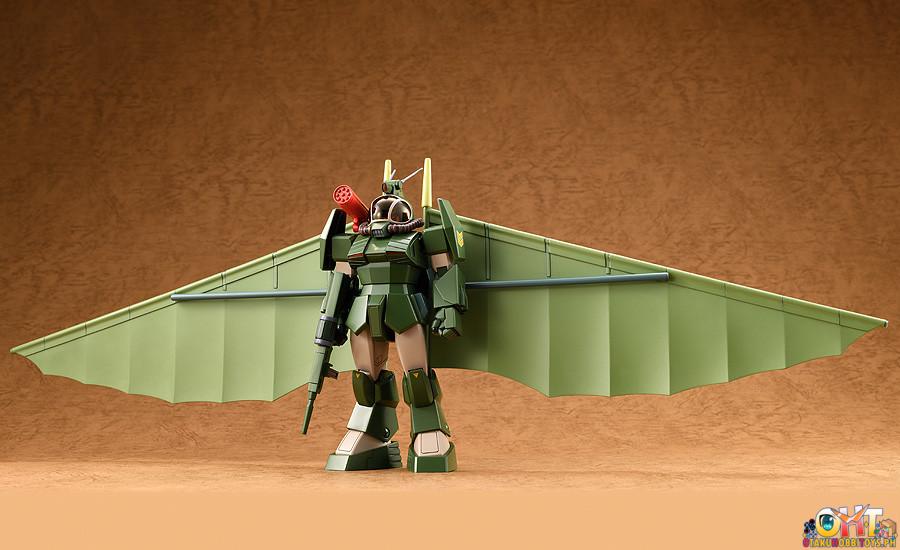Max Factory COMBAT ARMORS MAX25: 1/72 Scale Soltic H8 Roundfacer Hang Glider Equipment Type - Fang of the Sun Dougram