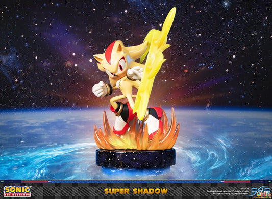 First4Figures Sonic the Hedgehog – Super Shadow (Standard Edition)