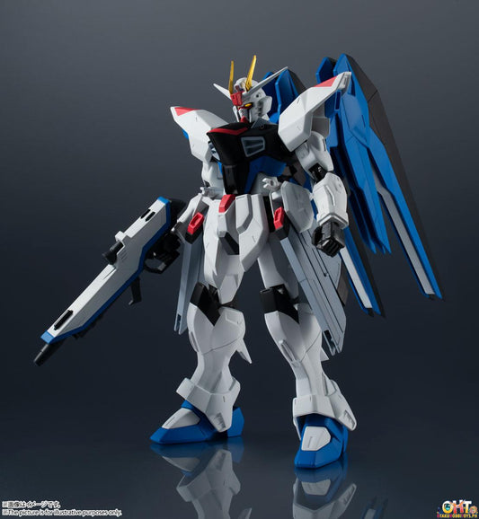 Bandai GUNDAM UNIVERSE ZGMF-X10A FREEDOM GUNDAM - Mobile Suit Gundam Seed
