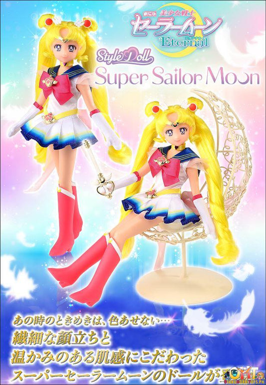 Bandai JT Girl Super Sailor Moon Doll