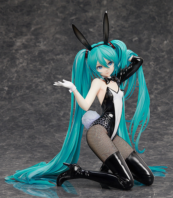 FREEing 1/4 Character Vocal Series 01: Hatsune Miku Hatsune Miku: Bunny Ver. / Art by SanMuYYB (Rerelease)