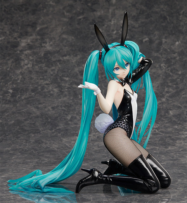 FREEing 1/4 Character Vocal Series 01: Hatsune Miku Hatsune Miku: Bunny Ver. / Art by SanMuYYB (Rerelease)