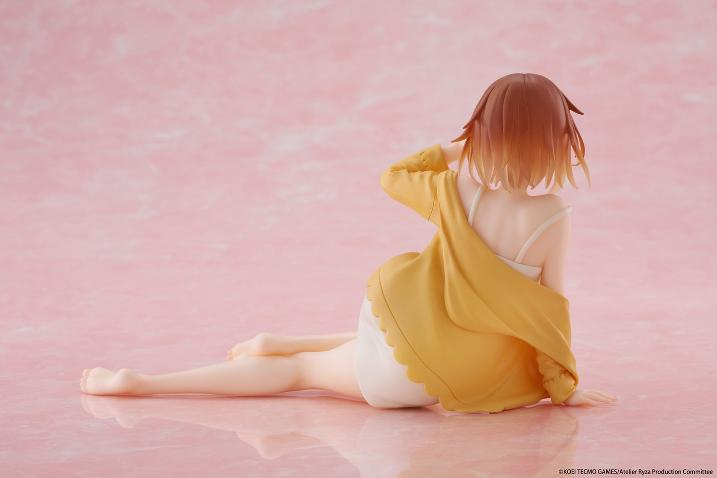 TAITO Atelier Ryza Ever Darkness & the Secret Hideout Desktop Cute Figure - Ryza (Nightwear Ver.) (Rerelease)