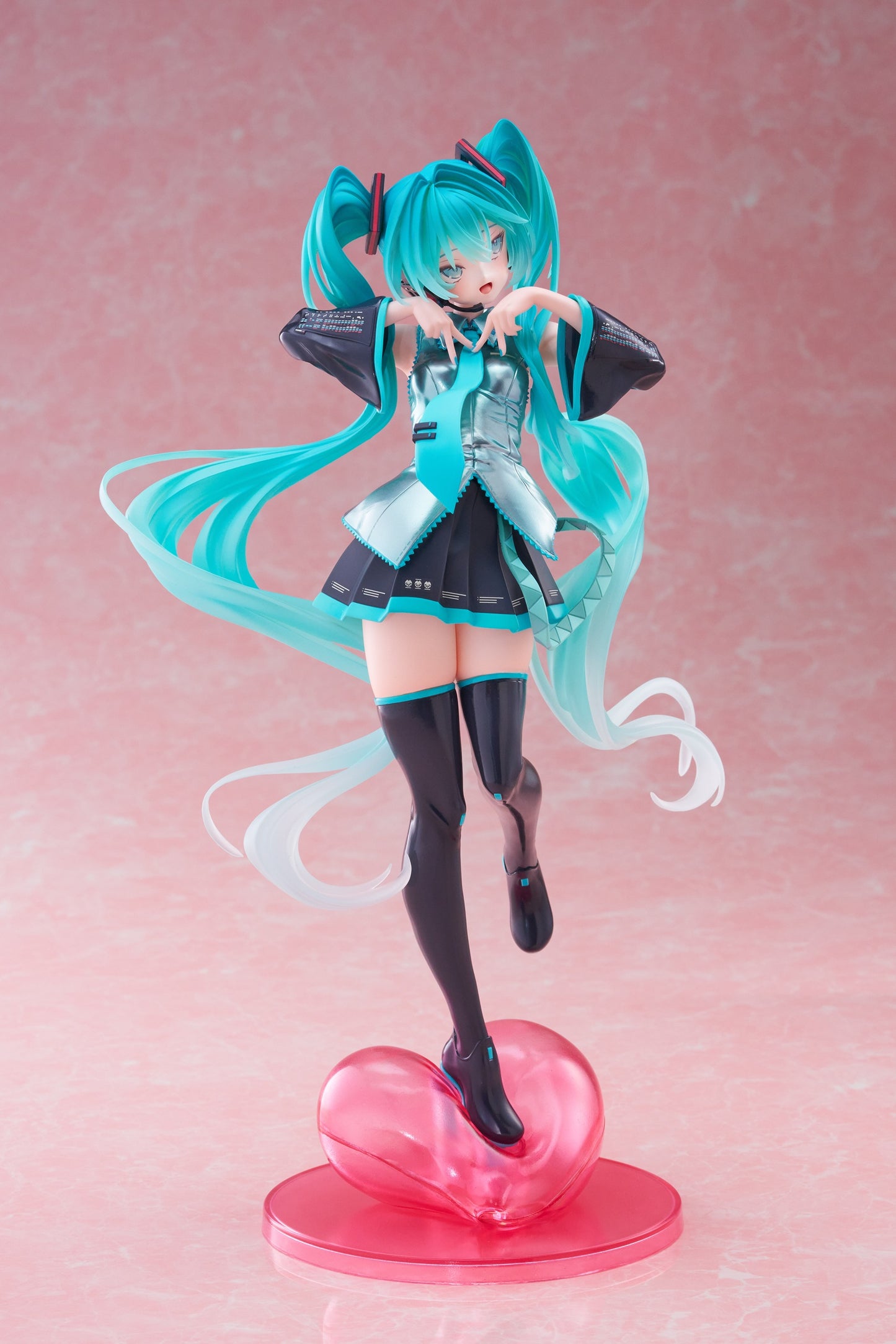 TAITO Hatsune Miku T-Most Figure