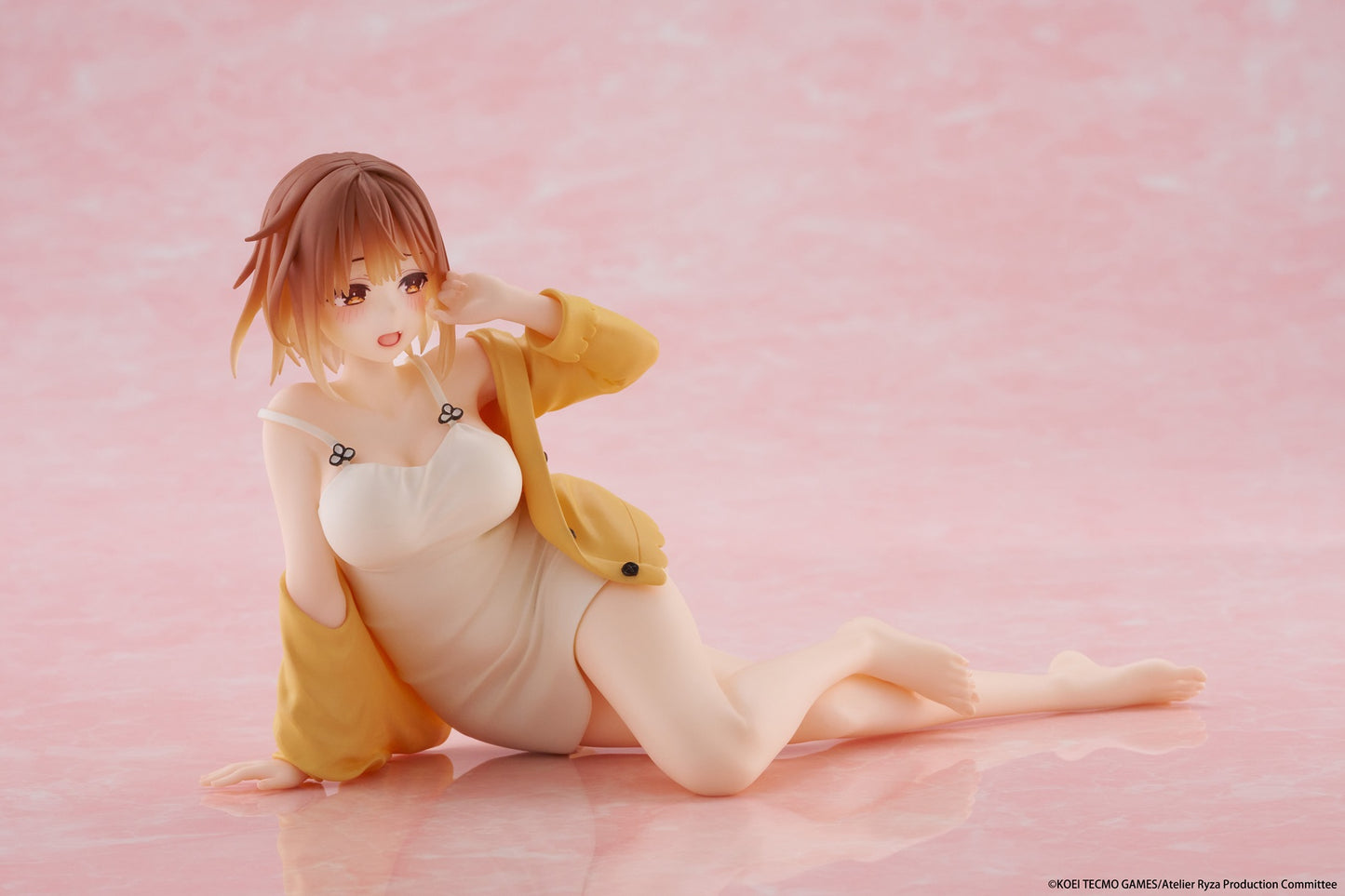 TAITO Atelier Ryza Ever Darkness & the Secret Hideout Desktop Cute Figure - Ryza (Nightwear Ver.) (Rerelease)