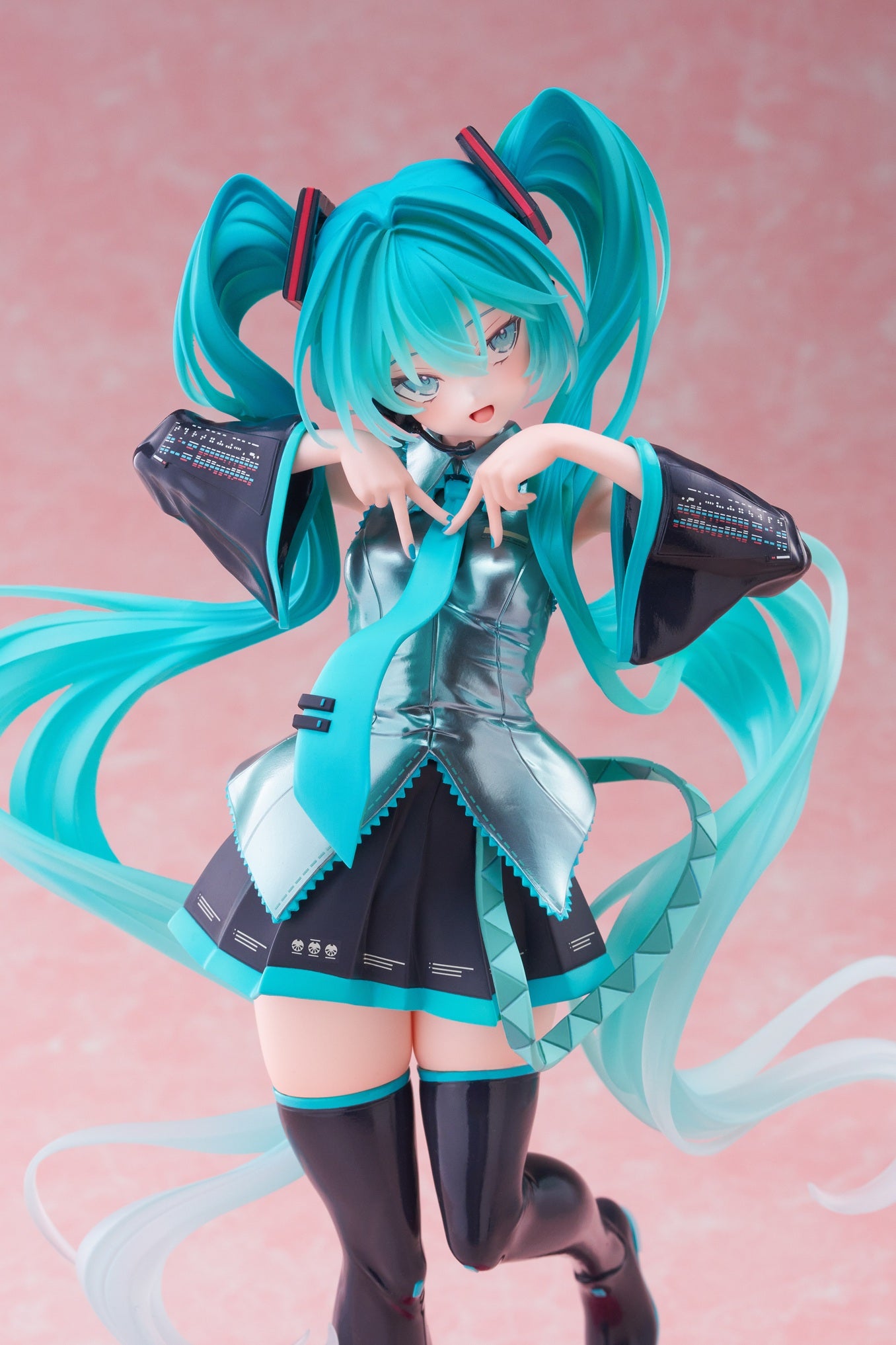 TAITO Hatsune Miku T-Most Figure