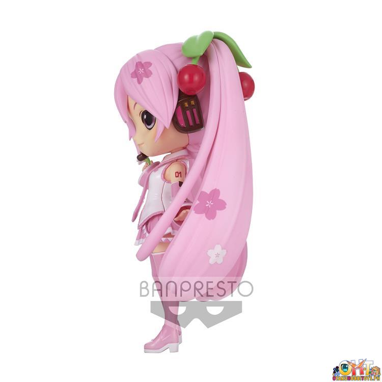 Banpresto Vocaloid Q Posket Sakura Miku (Ver.A)