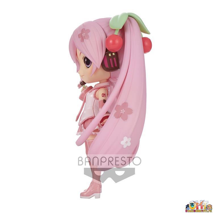 Banpresto Vocaloid Q Posket Sakura Miku (Ver.B)