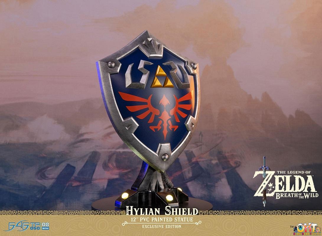First4Figures THE LEGEND OF ZELDA™: BREATH OF THE WILD Hylian Shield (Collector’s Edition)