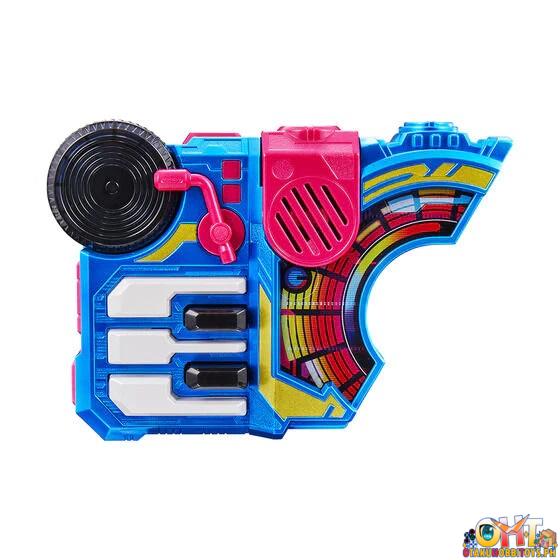 Bandai Kamen Rider Geats PREMIUM DX Memorial Beat Raise Buckle Set