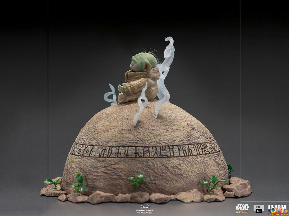 Iron Studios 1/4 Grogu Legacy Replica - The Mandalorian