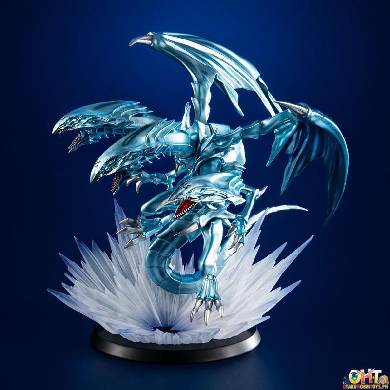 Megahouse MONSTERS CHRONICLE: Yu-Gi-Oh! Duel Monsters - Blue-Eyes Ultimate Dragon