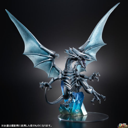 ART WORKS MONSTERS Yu-Gi-Oh! Duel Monsters Blue Eyes White Dragon -Holographic Edition-