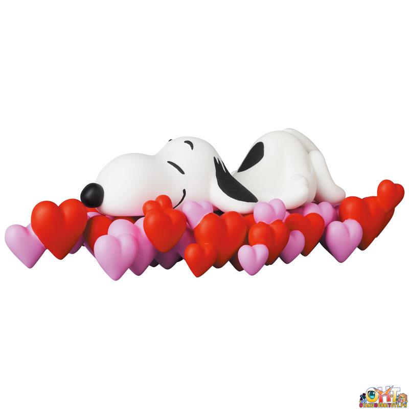 Medicom Ultra Detail Figure No.684 UDF Peanuts Series 13 Full of Heart Snoopy