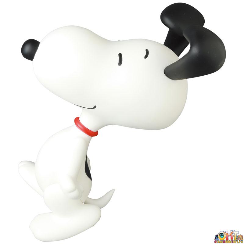 Medicom Toy Vinyl Collectible Dolls No.383 VCD Hopping Snoopy 1965 Ver.