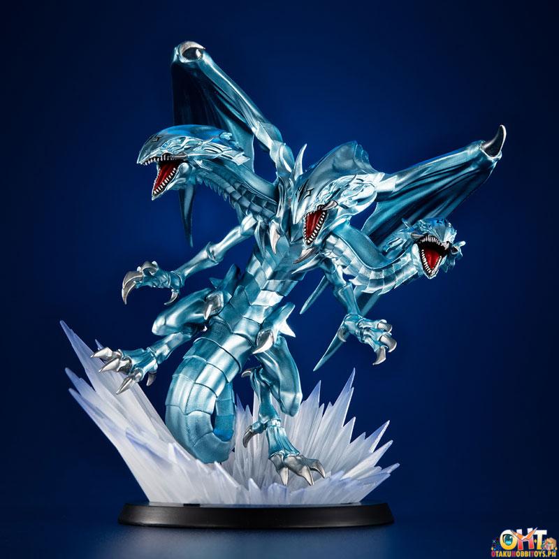 Megahouse MONSTERS CHRONICLE: Yu-Gi-Oh! Duel Monsters - Blue-Eyes Ultimate Dragon