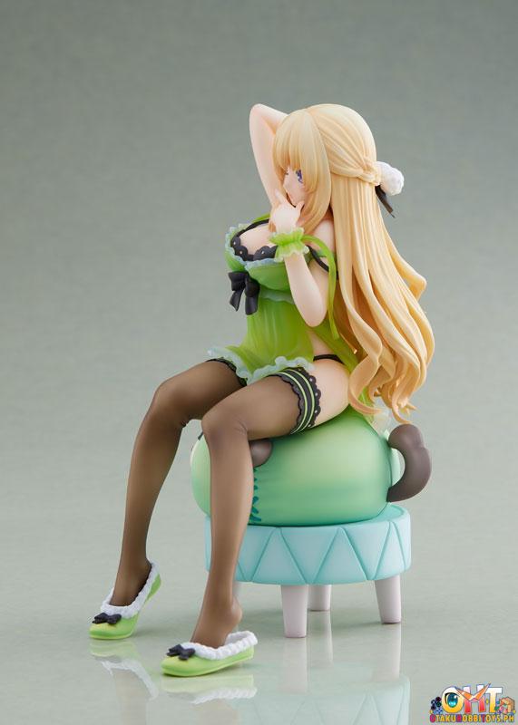 Broccoli Hyperdimension Neptunia 1/8 Vert Waking Up Ver. Limited Edition