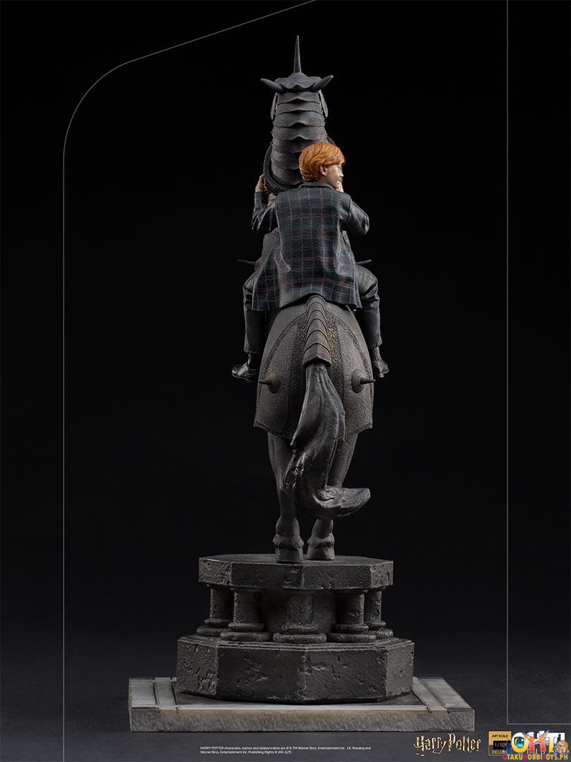 Iron Studios 1/10 Ron Weasley at the Wizard Chess Deluxe Art Scale