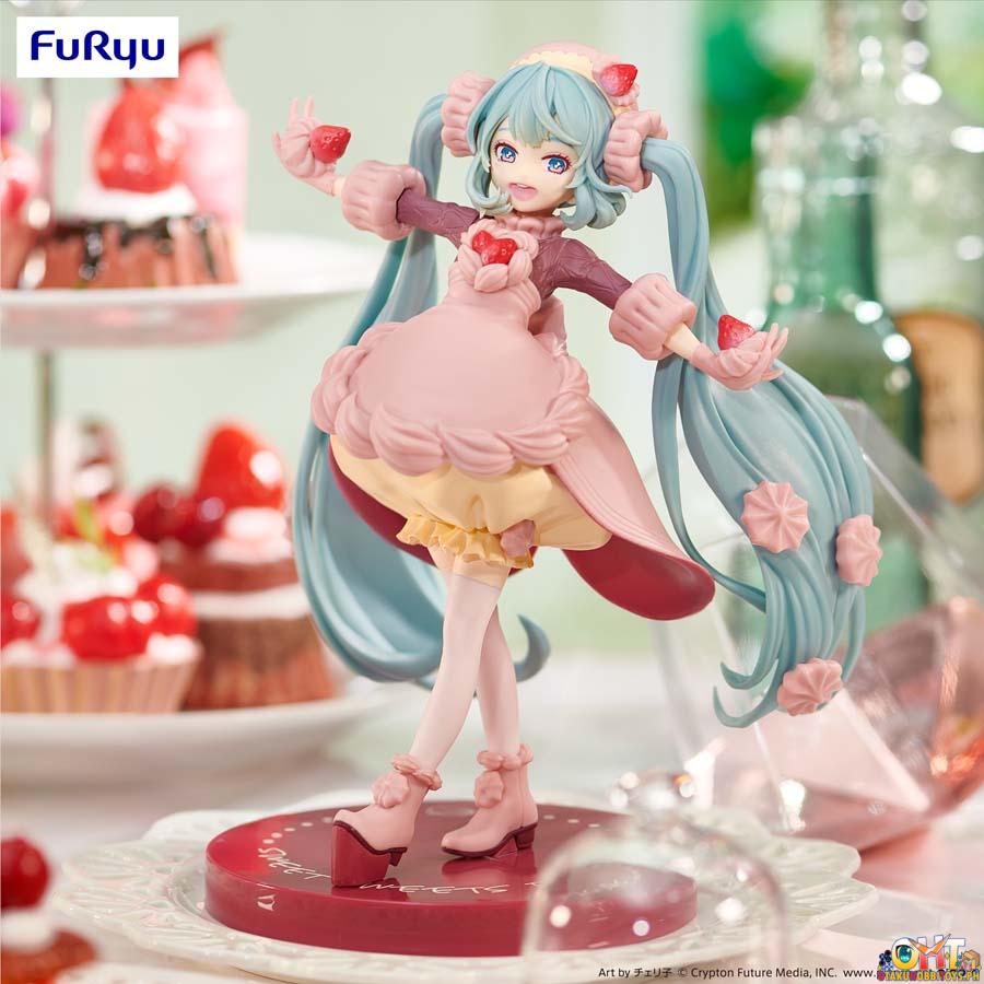 Furyu Piapro Characters Sweet Sweets Series Figure Hatsune Miku – Strawberry Chocolate Short Ver.
