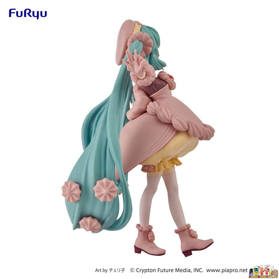 Furyu Piapro Characters Sweet Sweets Series Figure Hatsune Miku – Strawberry Chocolate Short Ver.