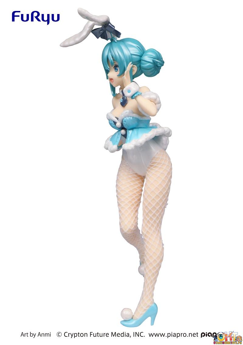 Furyu BiCute Bunnies Hatsune Miku White Rabbit Pearl Color Ver. - Vocaloid