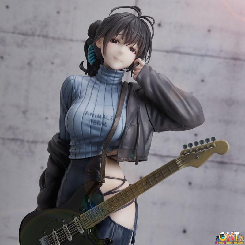 Union Creative hitomio16 Illustration Guitar Mei Mei Backless Dress