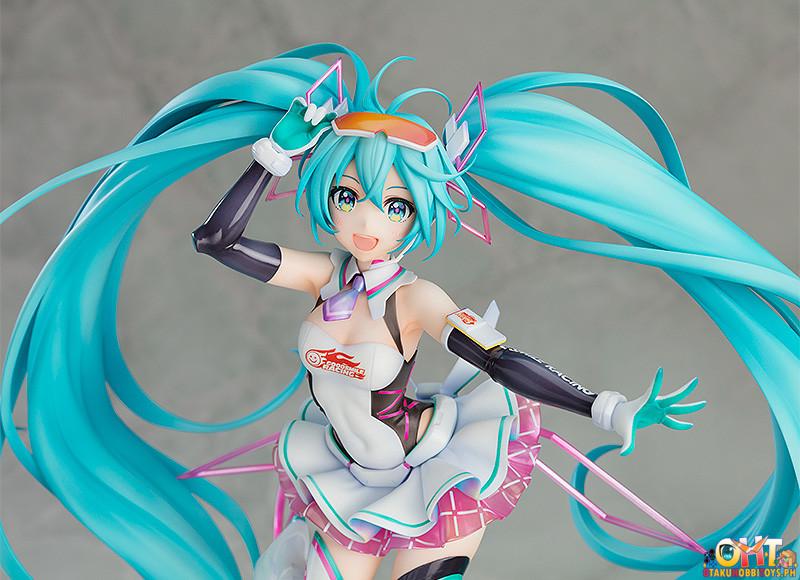 GOODSMILE RACING Hatsune Miku GT Project 1/7 Racing Miku: 2021 Ver
