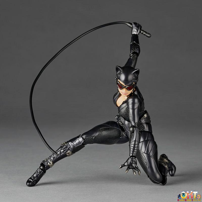 Kaiyodo Batman: Arkham Knight Revoltech Amazing Yamaguchi Catwoman